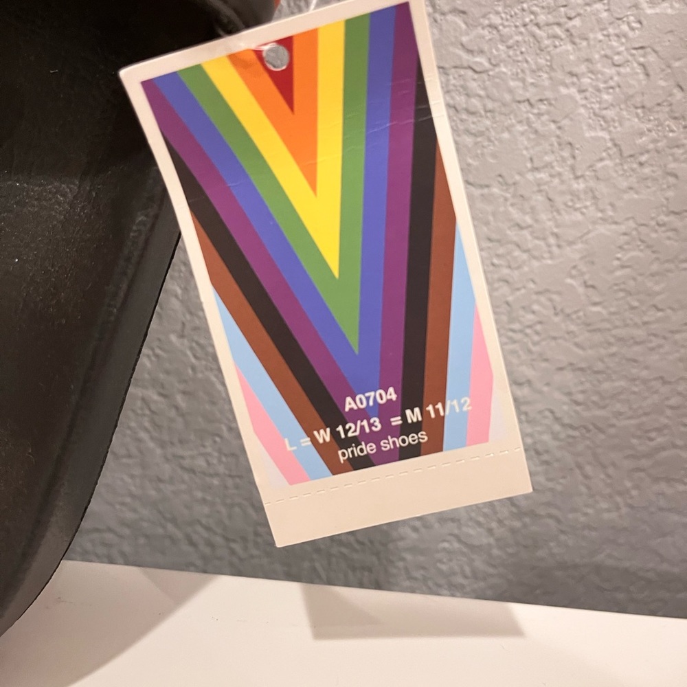 Pride Slides - Picture 2 of 3